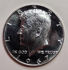 1967 40/% Silver JFK Half Dollar ~ Light Toned~ AU+ ~ L04
