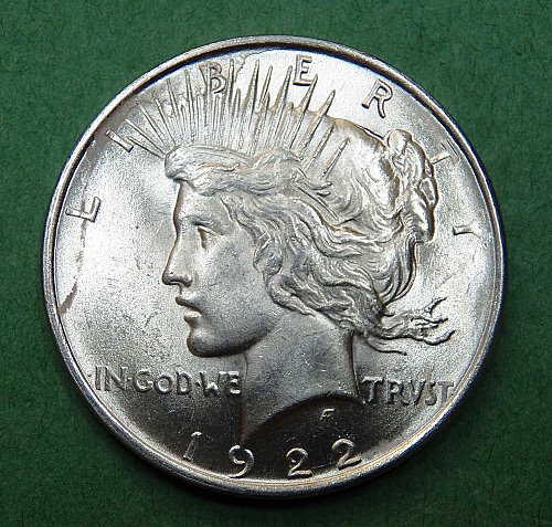 1922 P Silver Peace Dollar BU Coin   814