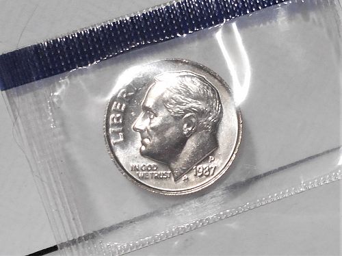 1987 P Roosevelt dime in orig US Mint cello 87-02