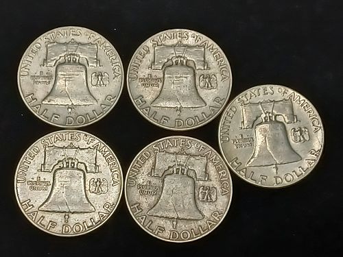 Five 1961 Franklins: 1961D(4),1961P(1)