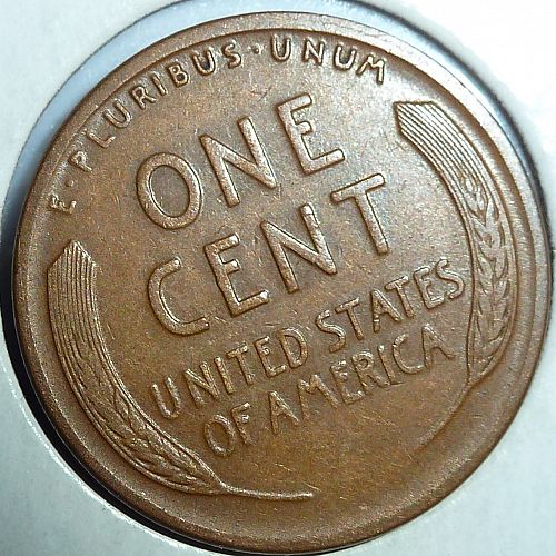 Here is a 1925-D EXTRA FINE Lincoln Wheat Cent  (250-F250-J)