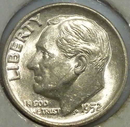 UNCIRCULATED 1952-D Roosevelt Silver Dime. # 100-19