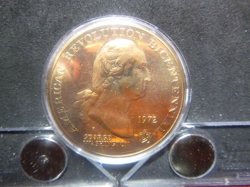 Medal - 1972 American Revolution Bicentennial George Washington TOKEN IN ORIGINA