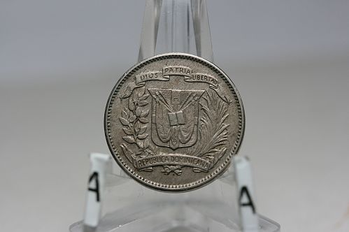 1951 Dominican Republic 5 Centavos