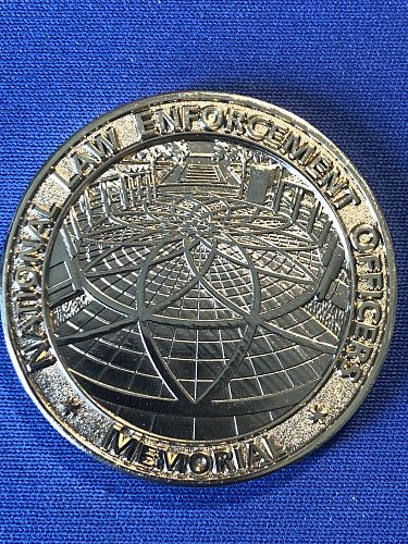 2013 National Law Enforcement Officers Memorial challenge coin  HEROES LIVE Fore