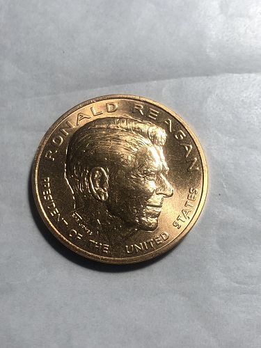 Ronald Reagan President of the United States Token NICE