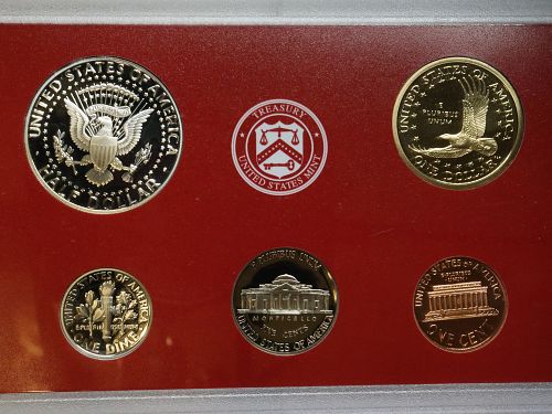 Item 12 - 2002 SIVLER Proof Set 10 Coin