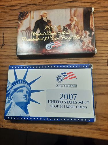 2007 US Mint Proof Sets 10 Proof Coins plus 2007 US Mint Presidential Proof Coins