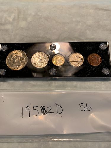 New 1952 D mint set just open from box set. Item-3b