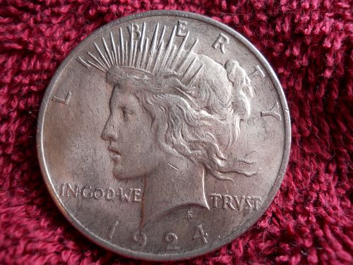 1924 (P) Peace Dollar.  Brilliant Uncirculated Grade.  Original Surfaces.   1