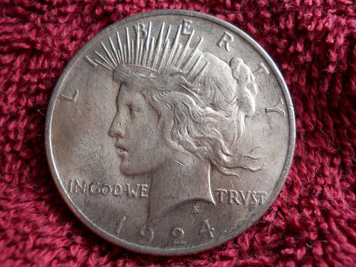 1924 (P) Peace Dollar.  Brilliant Uncirculated Grade.  Original Surfaces.   1