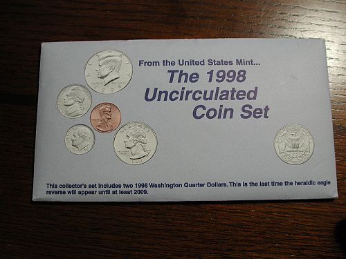 1998 Uncirculated U.S. Mint set in original package NICE