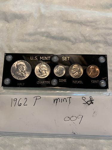 New 1962 P uncirculated mint set item-009