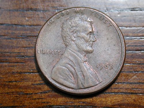 1985 Lincoln cent 3% off center nice