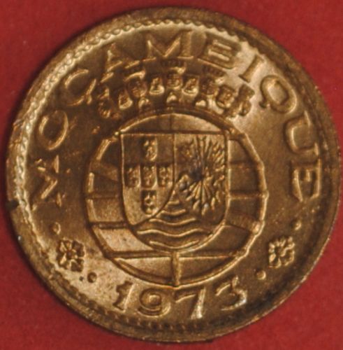 1973 Mozambique 20 Centavos RED UNC
