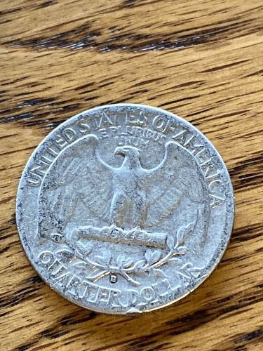 1935-D WASHINGTON SILVER QUARTER (90% SILVER) some nice details see pics