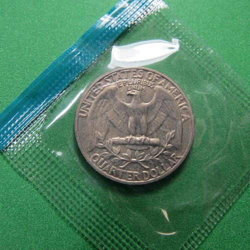 1968-P + 1968-D WASHINGTON QUARTER (UNCIRCULATED IN MINT CELLO) - LOT E545