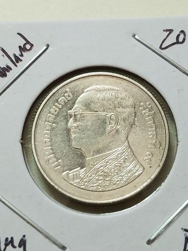2015 Thailand 1 Baht Magnetic
