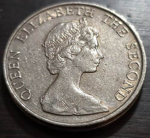 1980 Hong Kong 5 Dollar Coin - RARE!