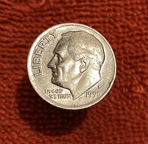 1990-P  10c Roosevelt Dime **Off Centered Strike**