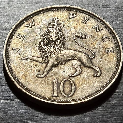 "Rare Gem: 1969 United Kingdom 10 New Pence - A Piece of British History"