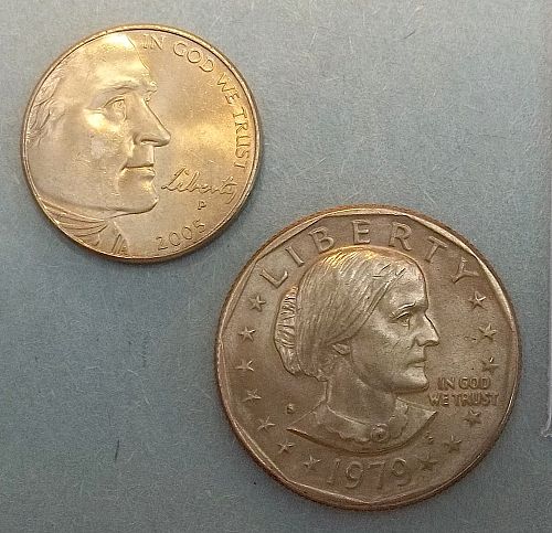 1979s Susan B. Anthony Dollar and a 2005 Jefferson Nickle Mix Lot EinSb3