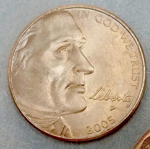 1979s Susan B. Anthony Dollar and a 2005 Jefferson Nickle Mix Lot EinSb3