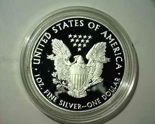 2017  W  PROOF  SILVER  AMERICAN EAGLE WITH MINT BOX AND COA  NICE LOOKING COIN