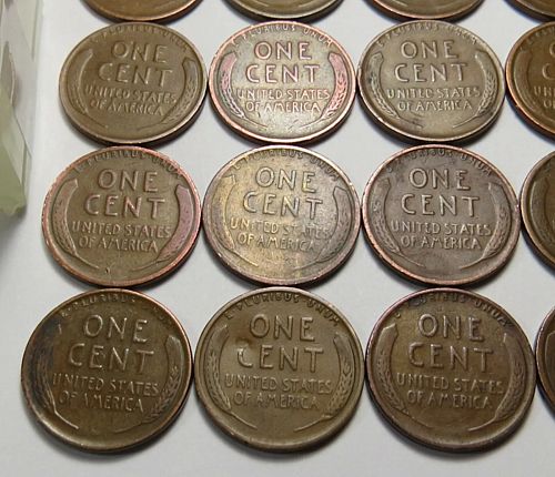 LOT OF 25 - HALF ROLL of 1930-D LINCOLN WHEAT CENTS (25-CENTS) LOT S167