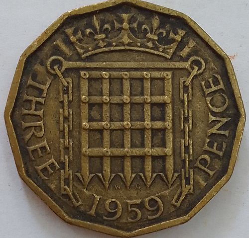 1959       3 Pence Brass Circulated  coin ELIZABETH..
