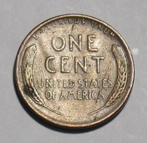 1946 S Lincoln Wheat Cent in circulated condition