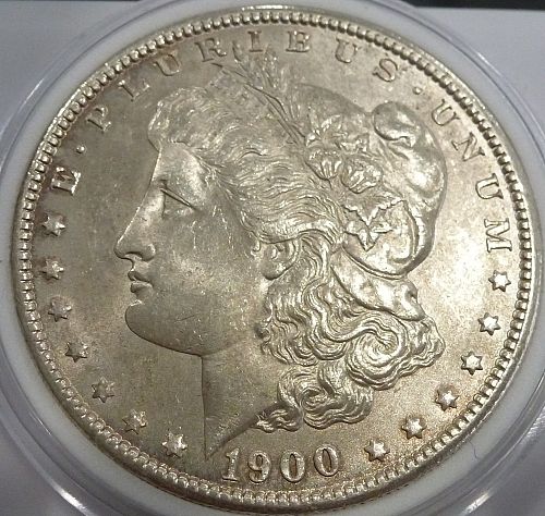 1900-P BRILLIANT UNCIRCULATED MORGAN DOLLAR # STM-Q