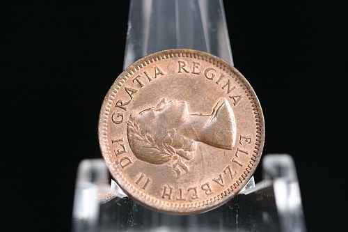 1953 Canada1 Cent AU- Hanging 3