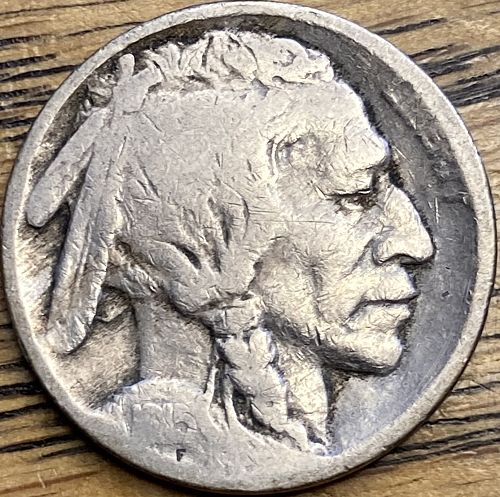1915 buffalo nickel in VERY GOOD condition
