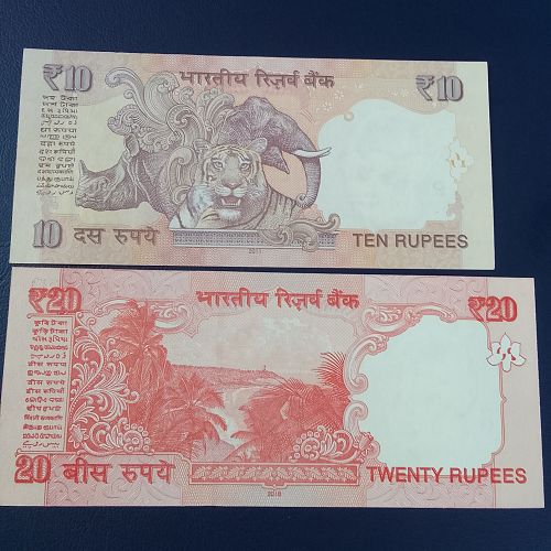 879879 x 2   INDIA NOTES..2  DIFFERENT UNC