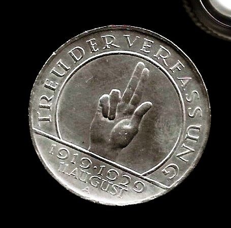 1929 HINDENBURG THREE MARKS SILVER COMMEMERATIVE ***AU***