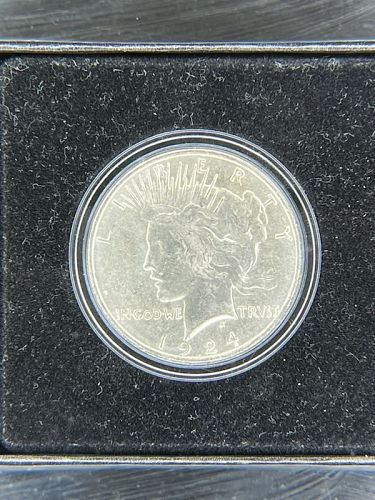 1924-P Peace Dollar In Box