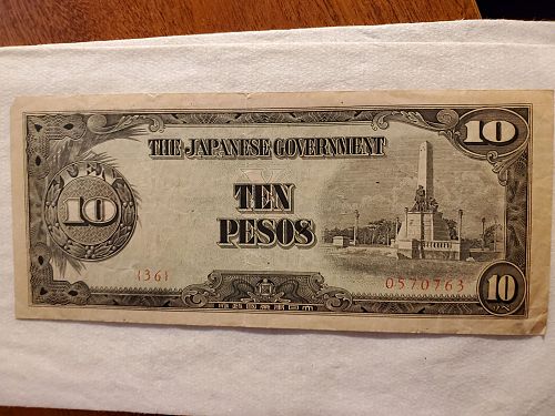 1942 Japanese Government 10 Peso Note