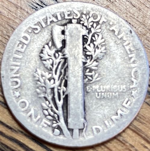1935D mercury dime in ALMOST GOOD  condition