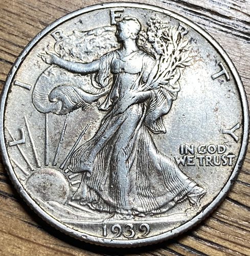 1939 walking liberty half dollar in EXTREMELY FINE condition