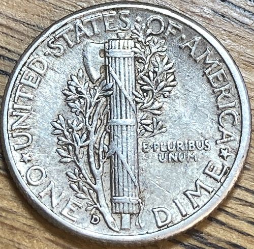 1945D mercury dime in EXTREMELY FINE condition