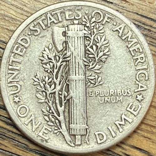 1943D mercury dime in EXTREMELY FINE condition