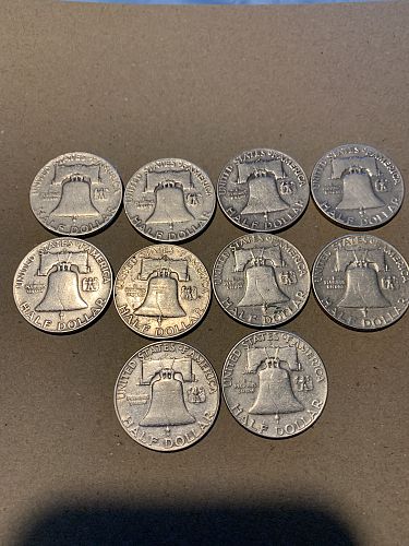 Lot 223— 10 each Franklin half dollars mixed dates circulated
