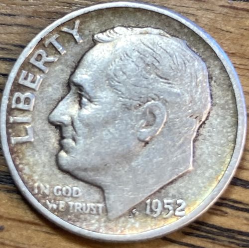 1952 Roosevelt dime in EXTREMELY FINE condition