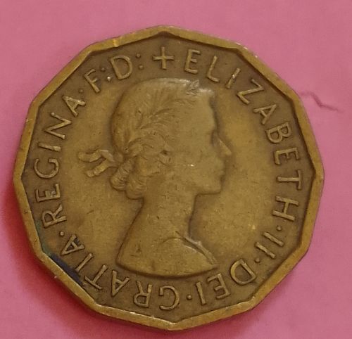 1962....3 pence  COIN.. CIRCULATED