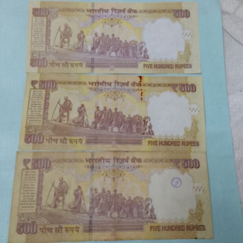 3  DIFFERENT  ..500 Rupees... CIR. 2010 & 2014(2)