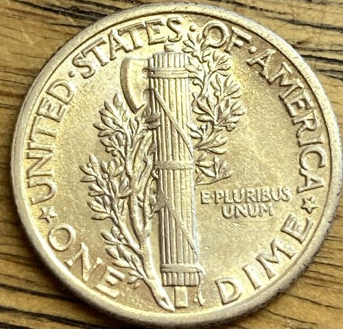 1936 mercury dime in EXTREMELY FINE-ALMOST UNCIRCULATED condition