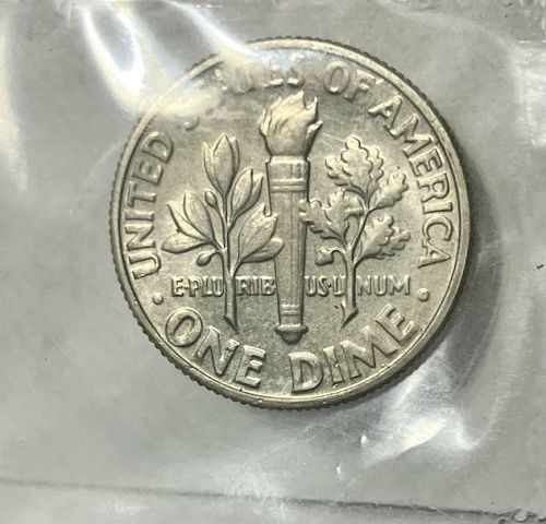 1968 P Roosevelt dime in orig US Mint cello