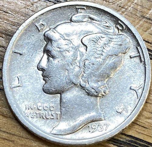 1937D mercury dime in EXTREMELY FINE condition
