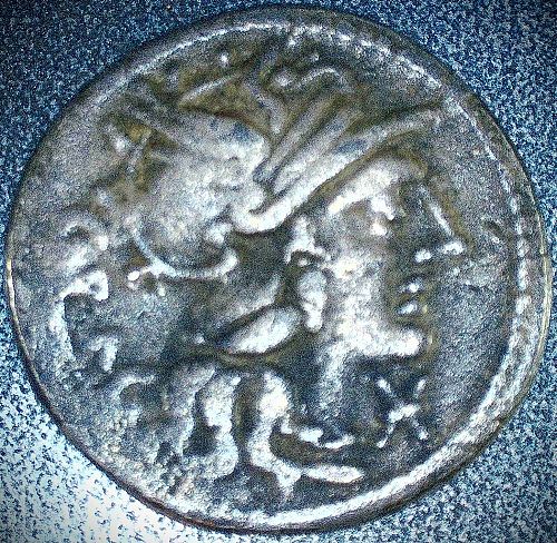 Roman Republic,  L. Antestius Gragulus, Silver Denarius 136 BC
